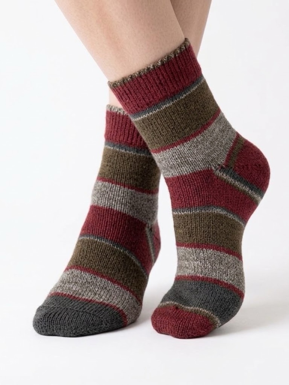 Sybil Hand-Cranked Merino Wool Striped Ankle Socks Fits Women's Size 7-8.5 NWT